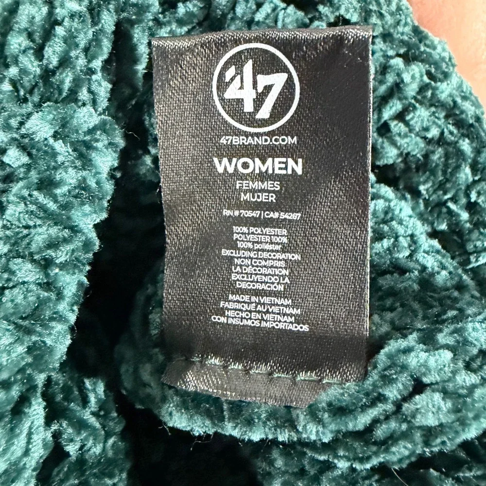 47 Brand Green Bay Packers Womens Chenille Cable Knit Pom Beanie Hat NFL Green